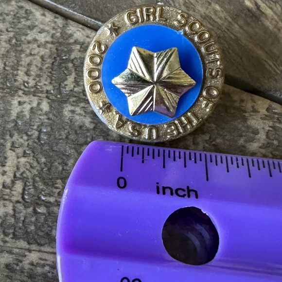 VTG Girl Scout Membership Star Pin Special Year 2000 Millennium Disc Backing - Picture 3 of 3